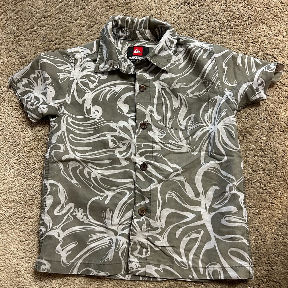 Boys Quiksilver button down shirt